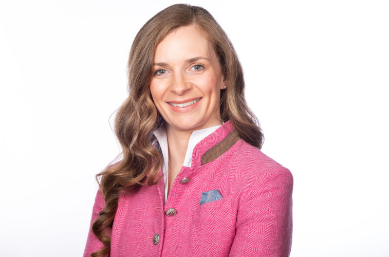 sarah-henkelmann-hillebrand-for-print