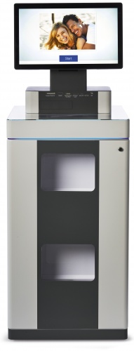 surelab_d7_monitor_lightsoff_fr