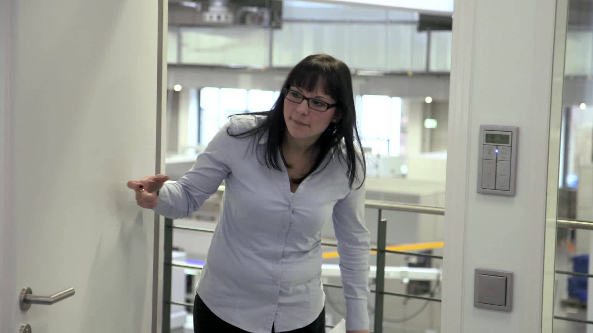 Video prípadovej štúdie Jung ColorWorks C7500