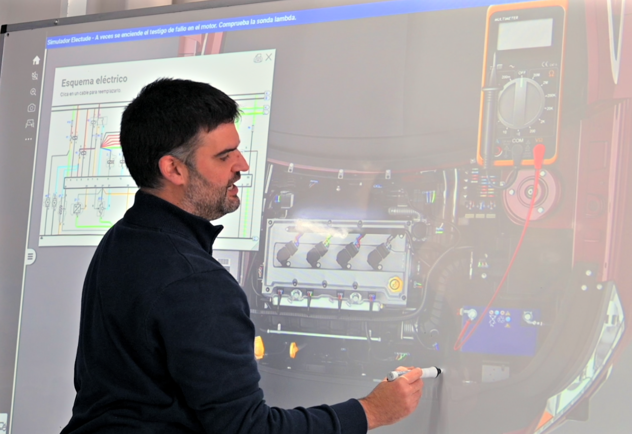 Il Centro Studi Monlau sceglie i videoproiettori Epson per la didattica