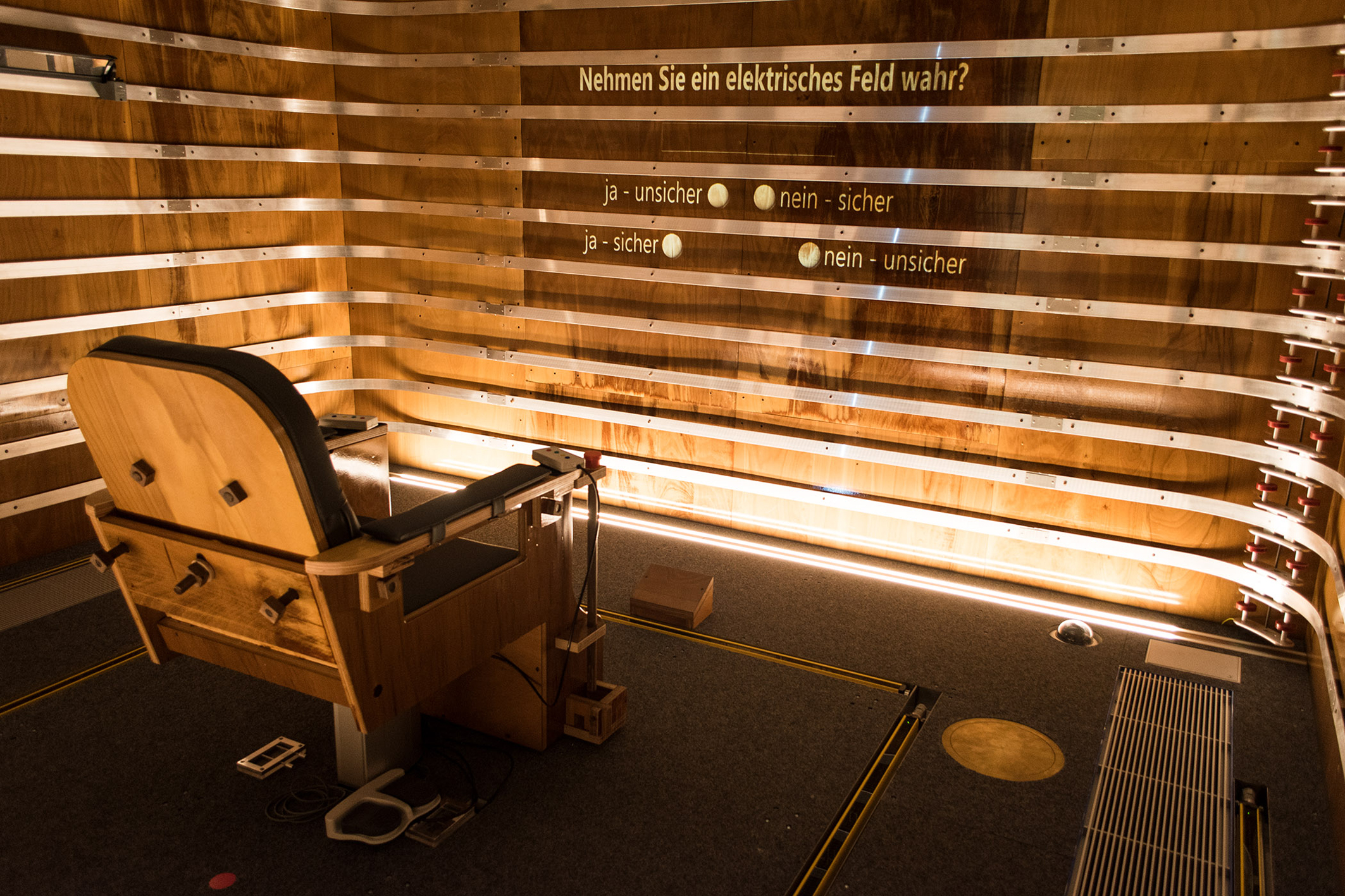 projektor-stuhl-2-mid