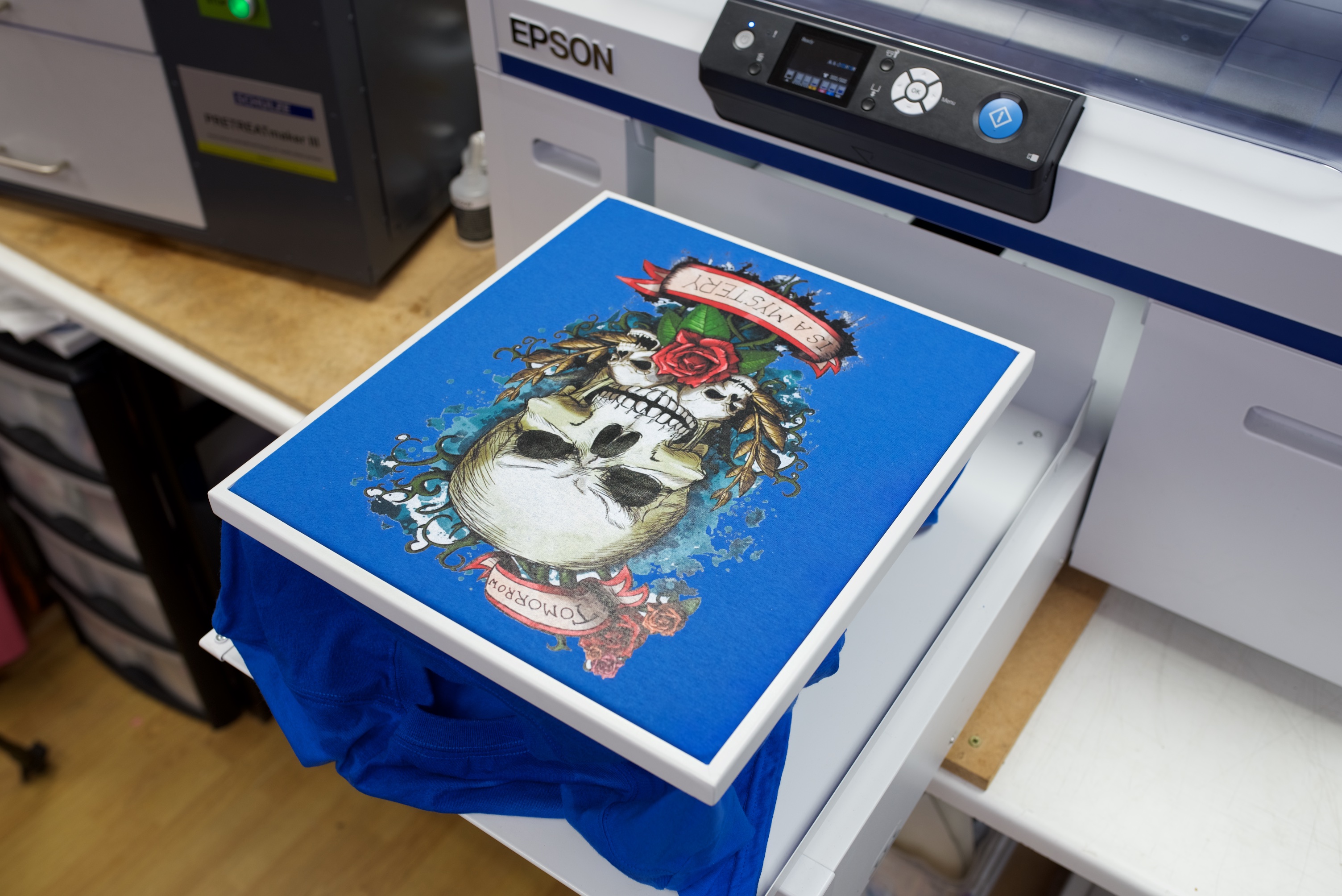 s-epson-sc-f2000-t-shirt-printer_5